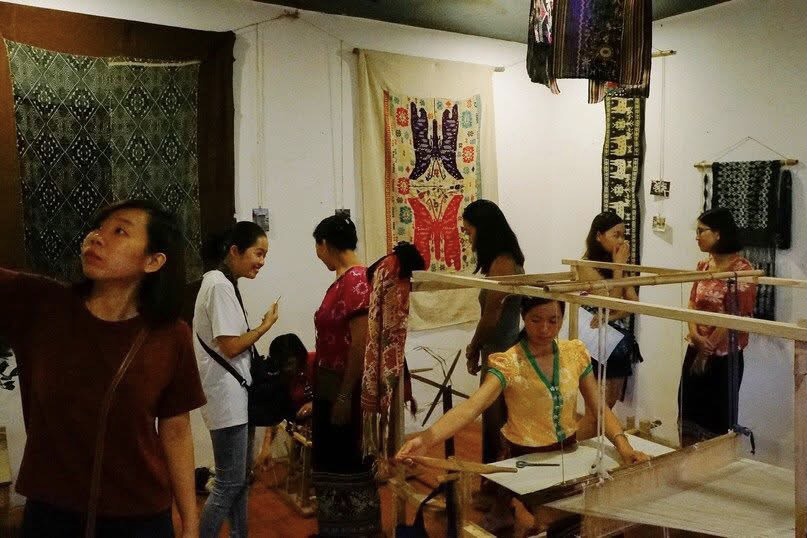 CHUYỆN HOA VĂN KỂ, Vải truyền thống người Thái, NGHỆ AN, 2017