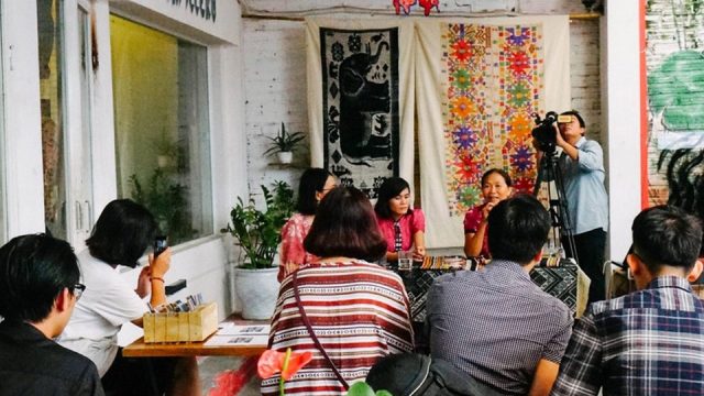 CHUYỆN HOA VĂN KỂ, Vải truyền thống người Thái, NGHỆ AN, 2017