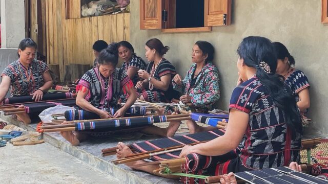 VISITE DU VILLAGE ARTISANAL DE DHROONG, QUANG NAM