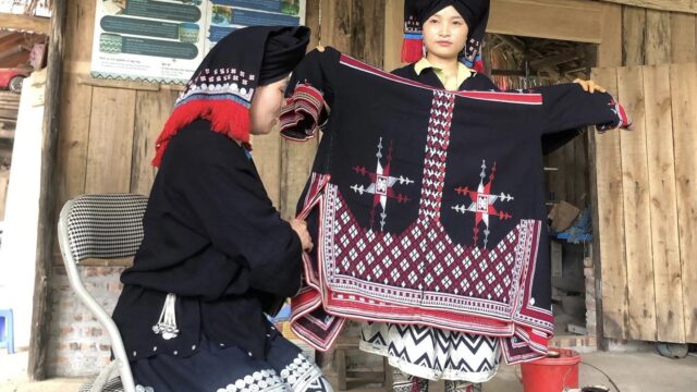 Sung village, Hoa Binh