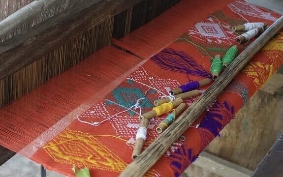 Lác – Nà Phòn Village, Hoa Binh